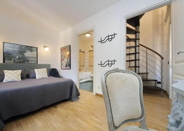 Дом отдыха Historic Center Colosseum 2br 2ba Metro *